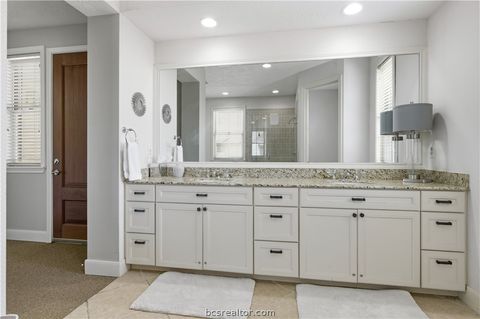 Tiny photo for 3247 Founders Drive #B, Bryan, TX 77807 (MLS # 26004254)