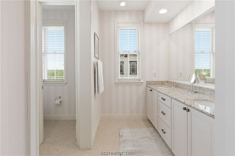 Tiny photo for 3247 Founders Drive #B, Bryan, TX 77807 (MLS # 26004254)