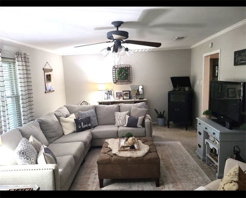 Tiny photo for 206 Heath Avenue, Madisonville, TX 77864 (MLS # 26012092)