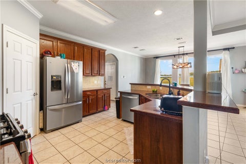Tiny photo for 118 Edgewood Drive, Hilltop Lakes, TX 77871 (MLS # 26012935)