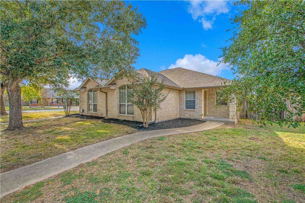 Photo of 901 Crepe Myrtle Street, College Station, TX 77845 (MLS # 25011925)