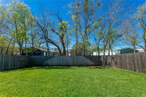 Tiny photo for 3719 McKenzie Street, Bryan, TX 77803 (MLS # 26003179)
