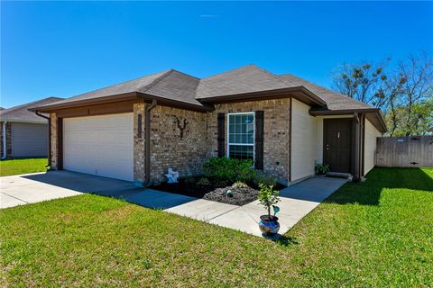 Tiny photo for 3719 McKenzie Street, Bryan, TX 77803 (MLS # 26003179)