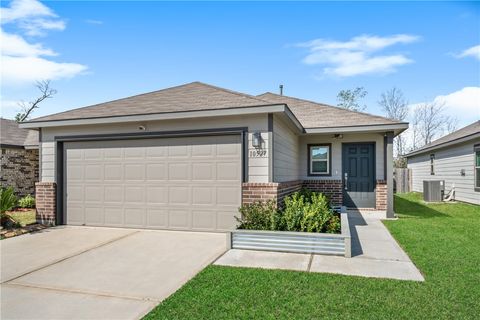 Photo of 10527 Red Orchid Drive, Houston, TX 77016 (MLS # 26004845)