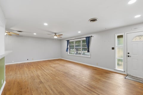 Tiny photo for 900 Esther Boulevard, Bryan, TX 77802 (MLS # 26011045)