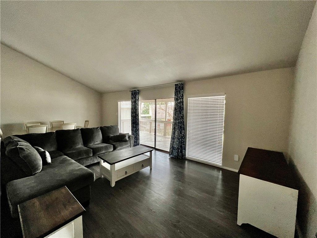 Photo of 129 April Point North Pt, Montgomery, TX 77356 (MLS # 25012756)