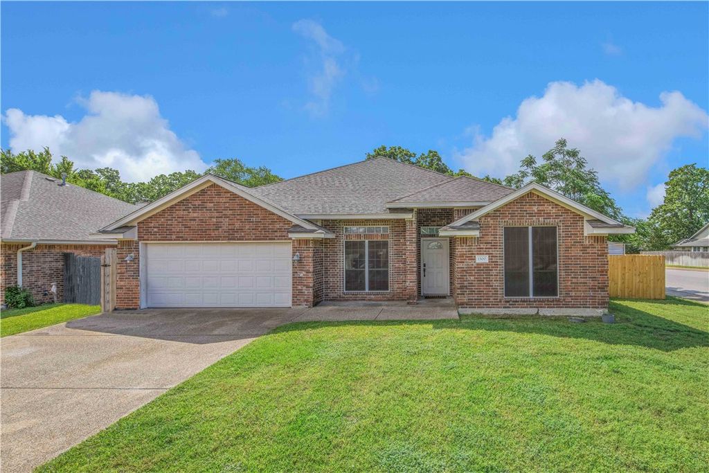 Photo of 1500 Hunter Creek Drive, College Station, TX 77845 (MLS # 26004894)