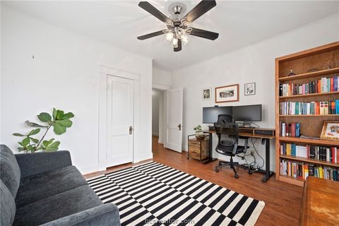 Tiny photo for 711 E 27th Street, Bryan, TX 77803 (MLS # 26002878)