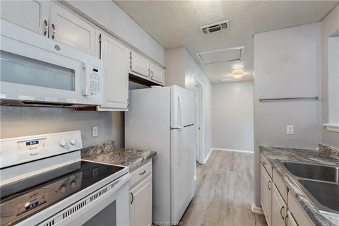 Tiny photo for 2323 De Lee Street #28, Bryan, TX 77802 (MLS # 26005426)