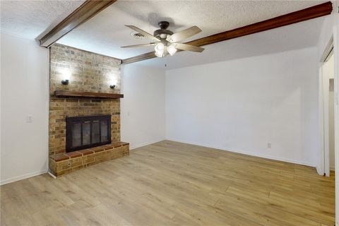 Tiny photo for 606 Wheelock Street, Hearne, TX 77859 (MLS # 26003702)