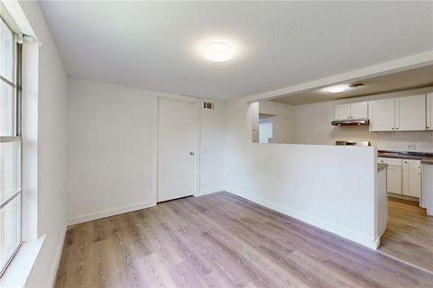 Tiny photo for 606 Wheelock Street, Hearne, TX 77859 (MLS # 26003702)