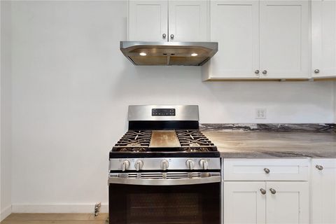 Tiny photo for 606 Wheelock Street, Hearne, TX 77859 (MLS # 26003702)