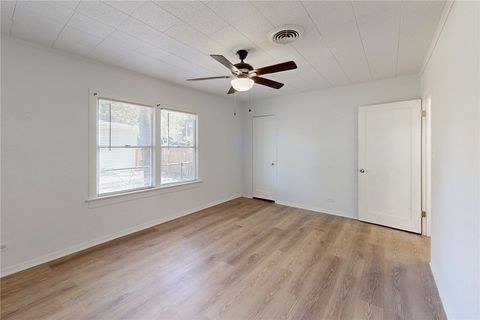 Tiny photo for 606 Wheelock Street, Hearne, TX 77859 (MLS # 26003702)