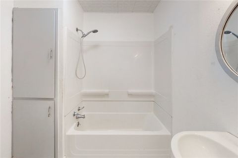 Tiny photo for 606 Wheelock Street, Hearne, TX 77859 (MLS # 26003702)