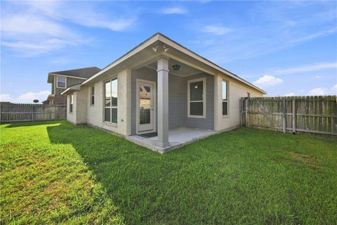 Tiny photo for 7714 Links Lane, Navasota, TX 77868 (MLS # 26010430)
