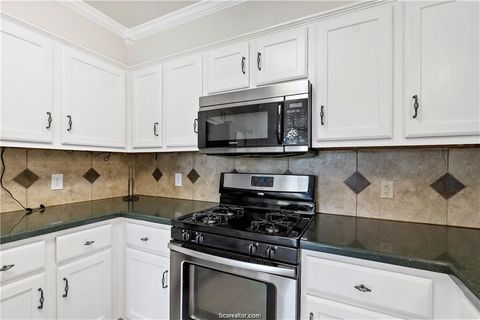 Tiny photo for 3704 Eastshire Court, Bryan, TX 77802 (MLS # 26003271)