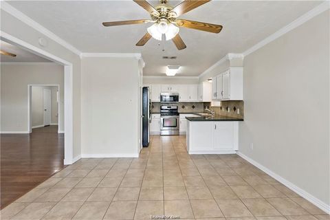 Tiny photo for 3704 Eastshire Court, Bryan, TX 77802 (MLS # 26003271)