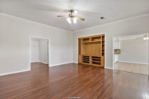 Tiny photo for 3704 Eastshire Court, Bryan, TX 77802 (MLS # 26003271)