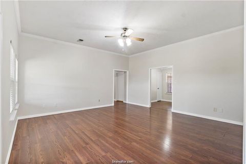 Tiny photo for 3704 Eastshire Court, Bryan, TX 77802 (MLS # 26003271)