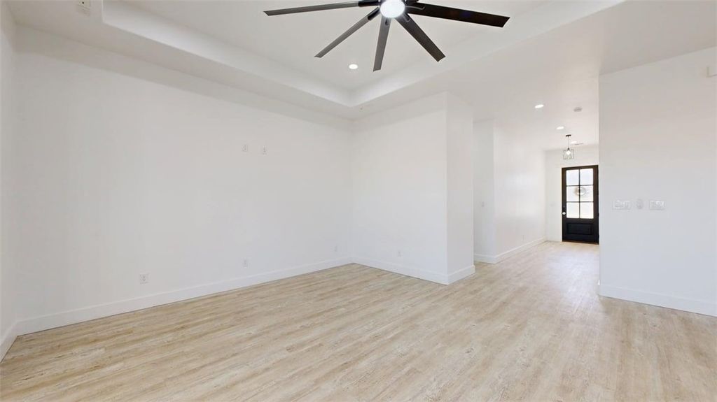 Photo of 4867 N Oakland Lane, Bryan, TX 77808 (MLS # 26000922)