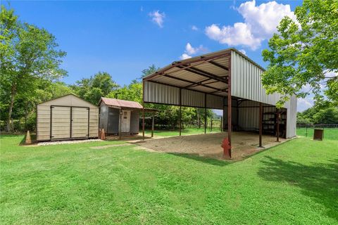 Tiny photo for 3826 S State Highway 6, Hearne, TX 77859 (MLS # 26004189)
