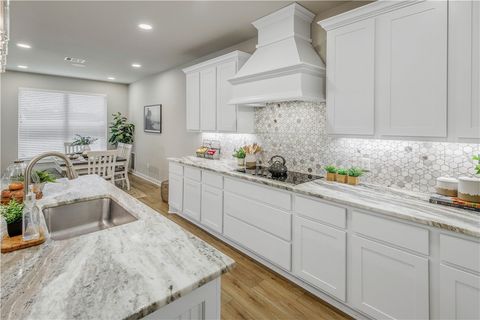 Tiny photo for 4105 Vintage Estates Court, Bryan, TX 77808 (MLS # 26000038)