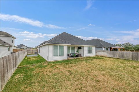 Tiny photo for 4105 Vintage Estates Court, Bryan, TX 77808 (MLS # 26000038)