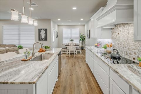 Tiny photo for 4105 Vintage Estates Court, Bryan, TX 77808 (MLS # 26000038)