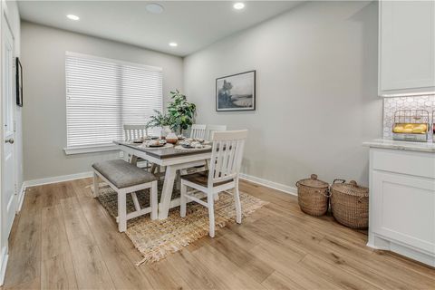 Tiny photo for 4105 Vintage Estates Court, Bryan, TX 77808 (MLS # 26000038)