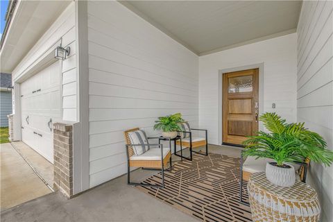 Tiny photo for 4105 Vintage Estates Court, Bryan, TX 77808 (MLS # 26000038)