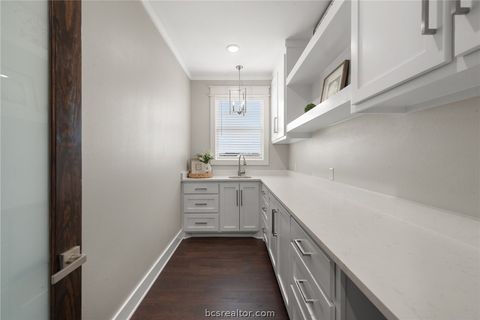 Tiny photo for 7844 Mathis Creek Drive, Bryan, TX 77808 (MLS # 26003132)