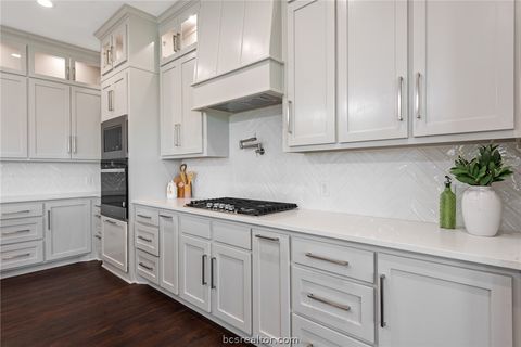 Tiny photo for 7844 Mathis Creek Drive, Bryan, TX 77808 (MLS # 26003132)