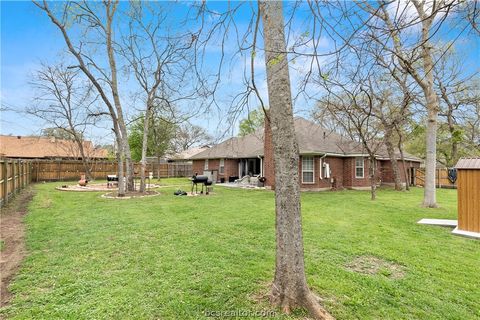 Tiny photo for 6402 Windwood Drive, College Station, TX 77845 (MLS # 26002984)