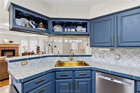 Tiny photo for 6402 Windwood Drive, College Station, TX 77845 (MLS # 26002984)