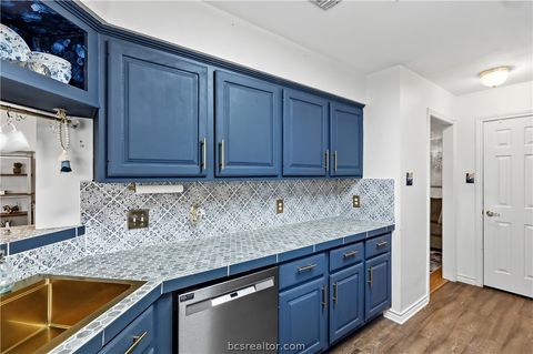 Tiny photo for 6402 Windwood Drive, College Station, TX 77845 (MLS # 26002984)