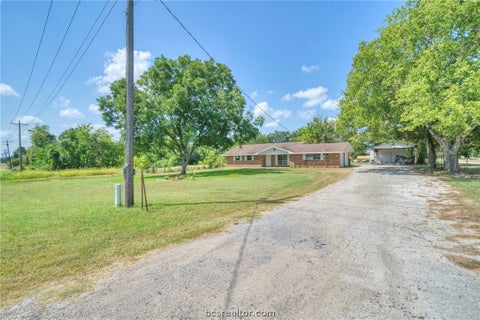 Tiny photo for 1927 Highway 75 N, Madisonville, TX 77864 (MLS # 26012247)
