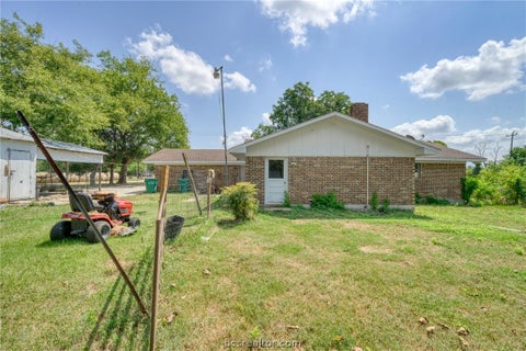 Tiny photo for 1927 Highway 75 N, Madisonville, TX 77864 (MLS # 26012247)