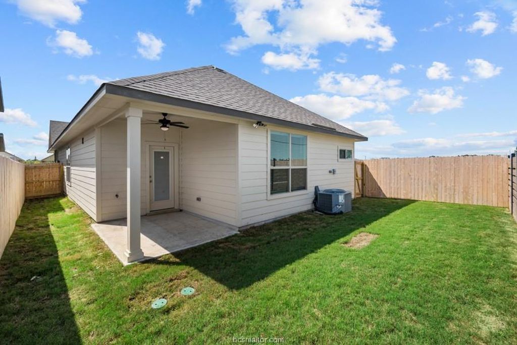 College Station, Texas 77845, United States, 3 Bedrooms Bedrooms, ,2 BathroomsBathrooms,Residential,Active,198457
