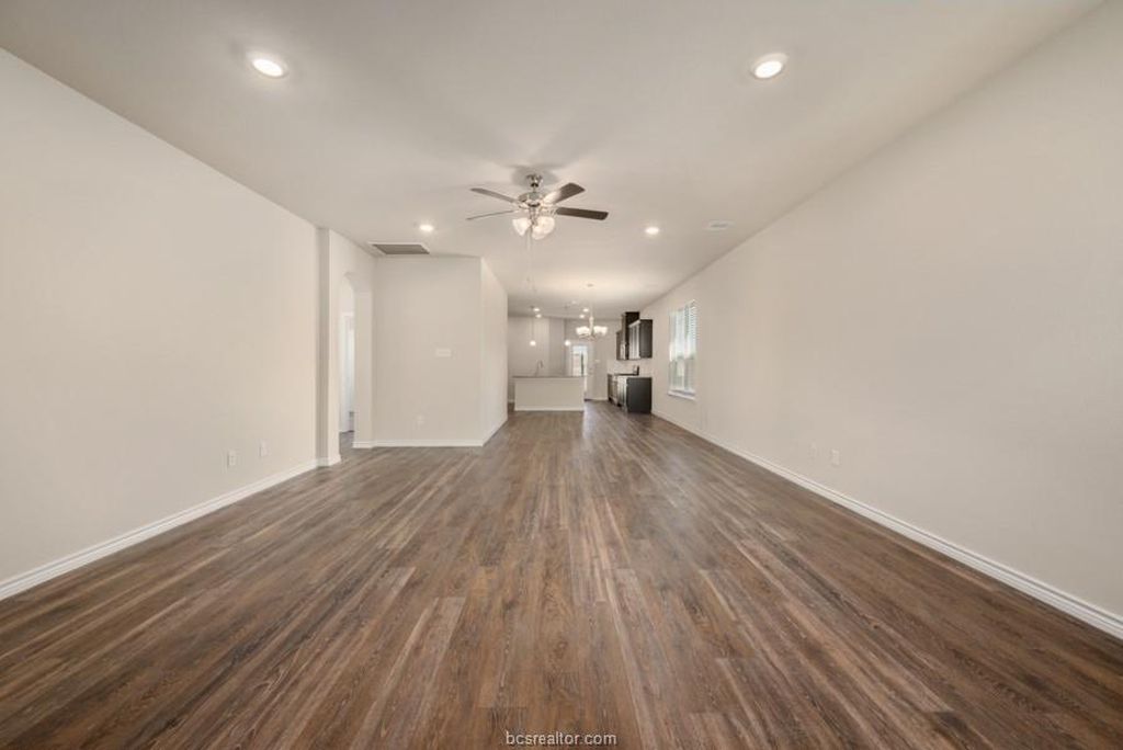 College Station, Texas 77845, United States, 3 Bedrooms Bedrooms, ,2 BathroomsBathrooms,Residential,Active,198457