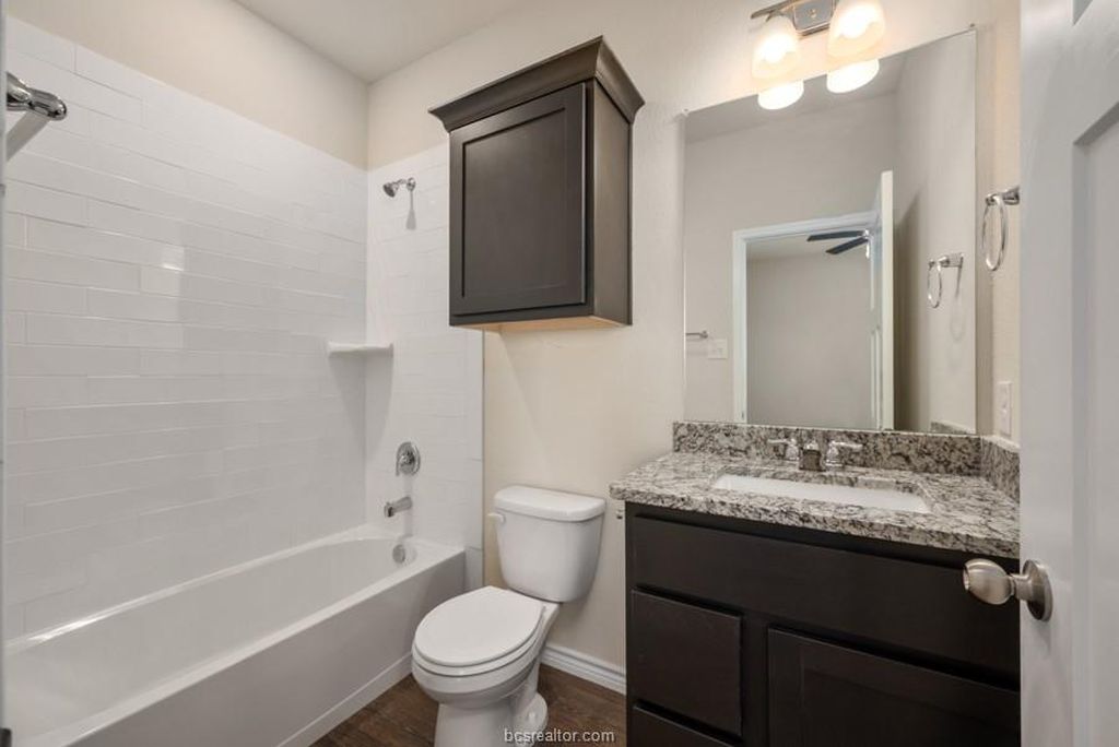 College Station, Texas 77845, United States, 3 Bedrooms Bedrooms, ,2 BathroomsBathrooms,Residential,Active,198457