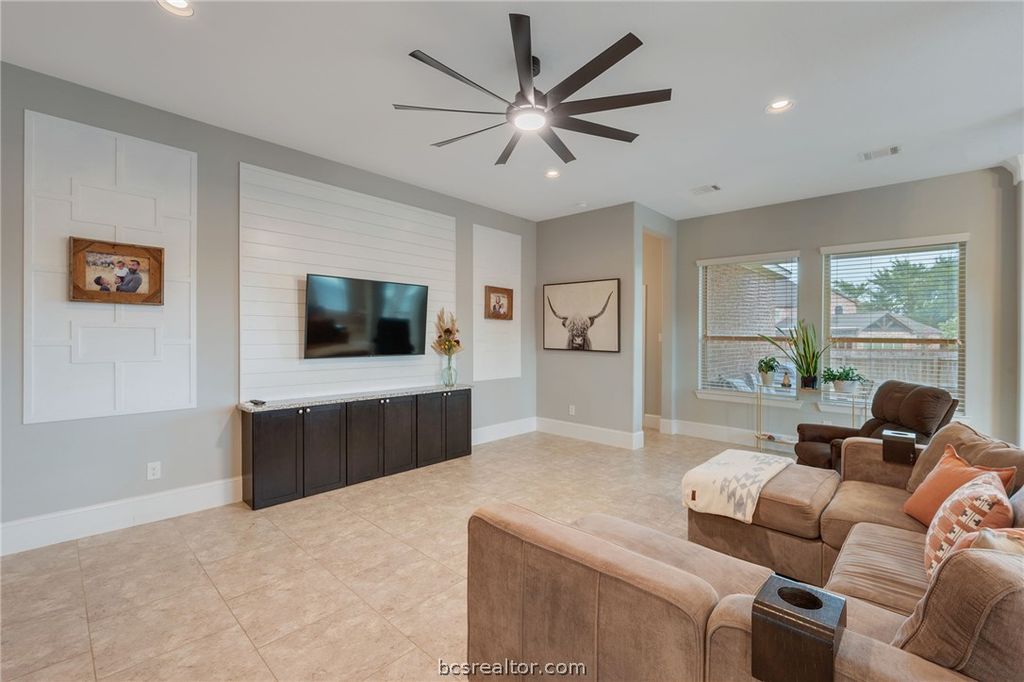 Photo of 2533 Kimbolton Drive, College Station, TX 77845 (MLS # 26003683)