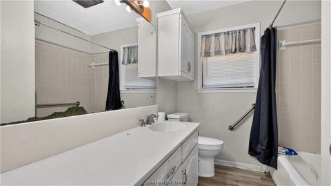 Tiny photo for 1805 Lakeview Drive, Brenham, TX 77833 (MLS # 26012570)