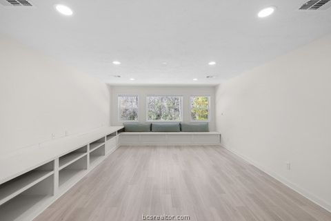 Tiny photo for 12 Ravens Nest, Bryan, TX 77808 (MLS # 26002710)