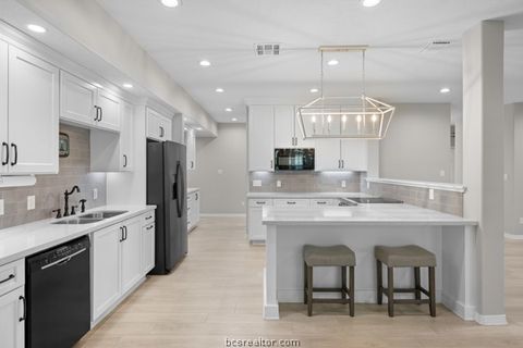 Tiny photo for 12 Ravens Nest, Bryan, TX 77808 (MLS # 26002710)