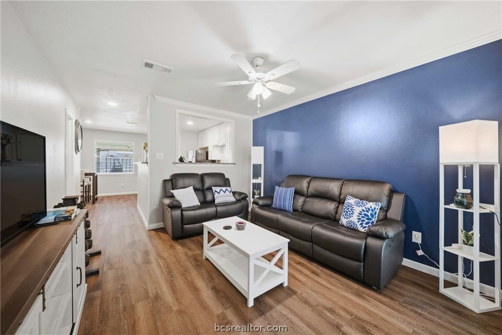 Photo of 1406 Summit Street #D, College Station, TX 77845 (MLS # 26005856)