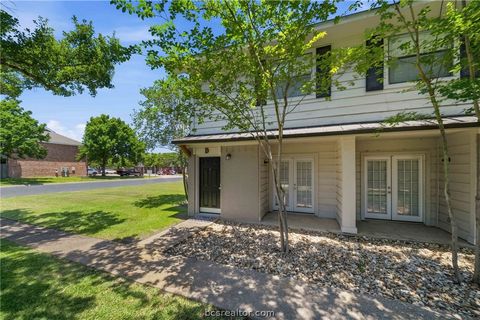 Tiny photo for 1406 Summit Street #D, College Station, TX 77845 (MLS # 26005856)
