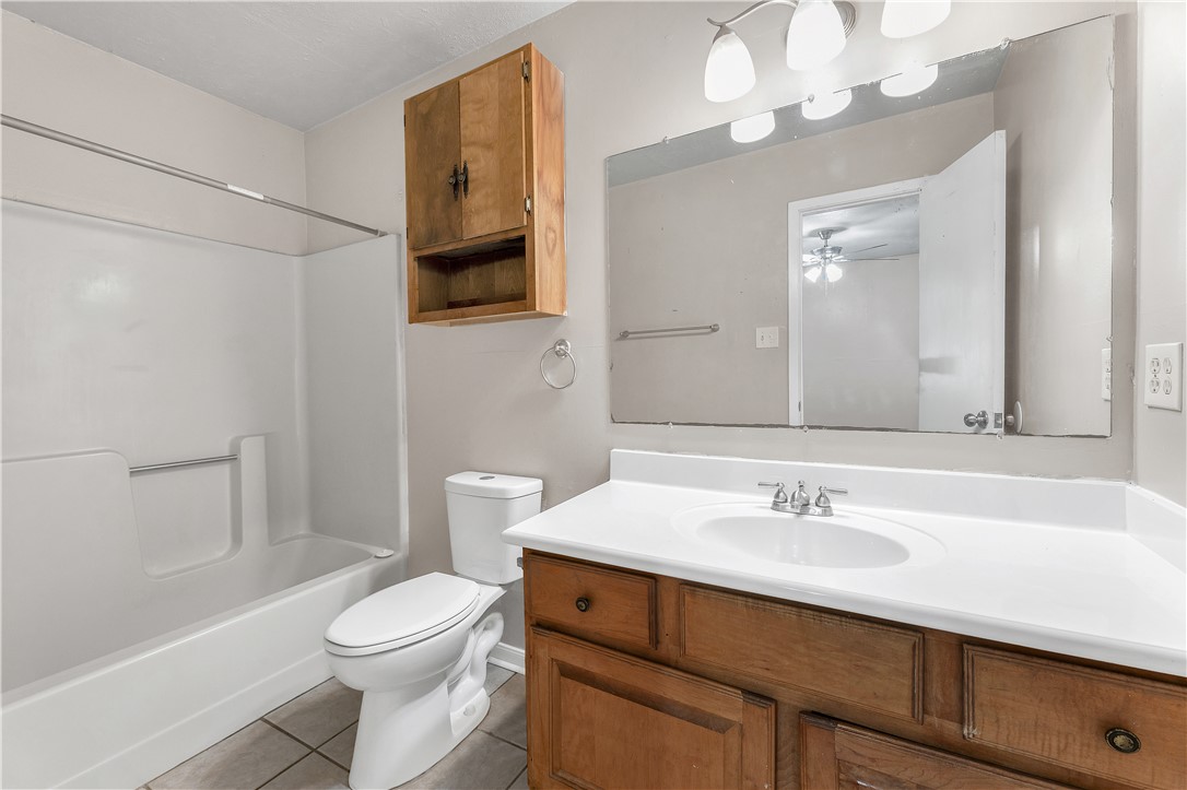 College Station, Texas 77840, United States, 4 Bedrooms Bedrooms, ,3 BathroomsBathrooms,Residential,Active,247182