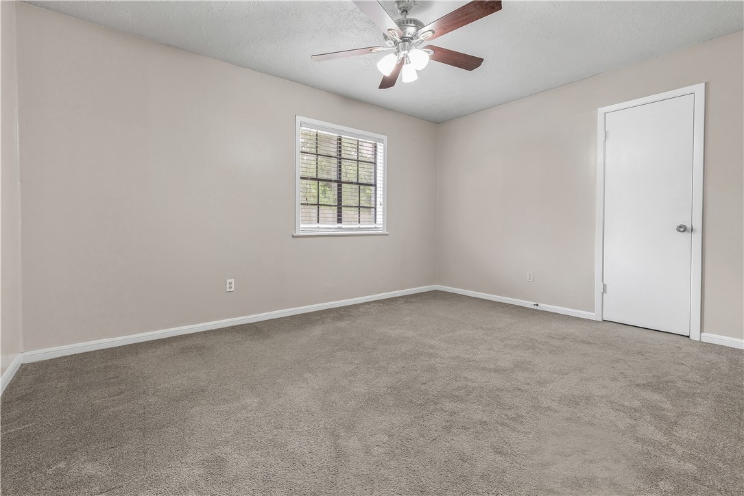 College Station, Texas 77840, United States, 4 Bedrooms Bedrooms, ,3 BathroomsBathrooms,Residential,Active,247182