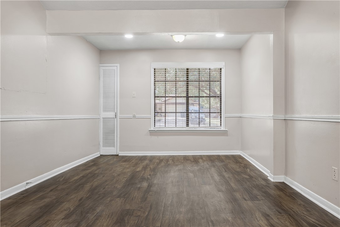 College Station, Texas 77840, United States, 4 Bedrooms Bedrooms, ,3 BathroomsBathrooms,Residential,Active,247182