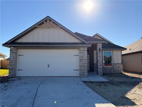 Photo of 2205 Terrilyn Court, Bryan, TX 77807 (MLS # 25011037)
